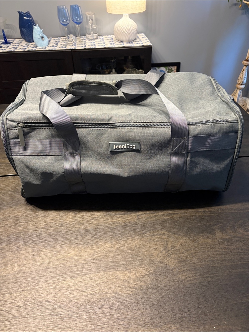 JenniBag Convertible Travel Bag 2.0 – Gray (Excellent Condition)